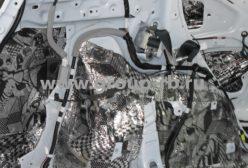 Комплексная шумоизоляция белой Toyota Rav4 - фото 8
