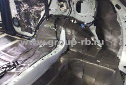 Комплексная шумоизоляция белой Toyota Rav4 - фото 30