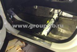 Комплексная шумоизоляция белой Toyota Rav4 - фото 33